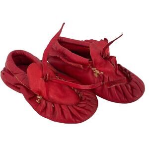 DeJas Moccasin Red Leather Baby Moccasins Slippers Size 4